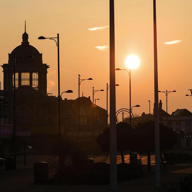 Marine Villa Hotel & Suites - Close To Beach, Train Station & Southend Airport Exteriér fotografie